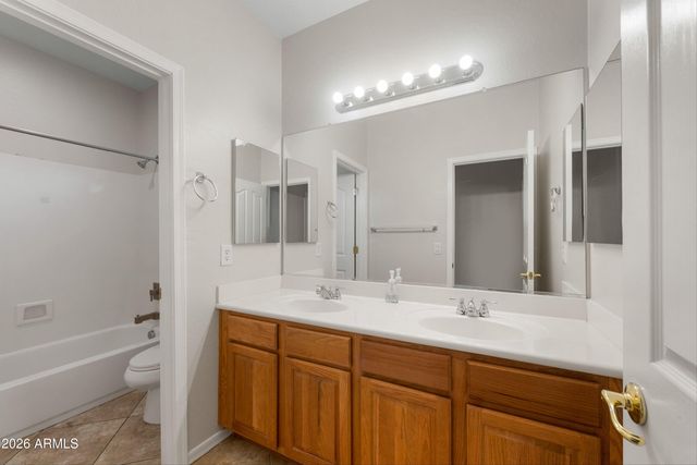 6619 W CORDIA Lane, Phoenix, AZ 85083