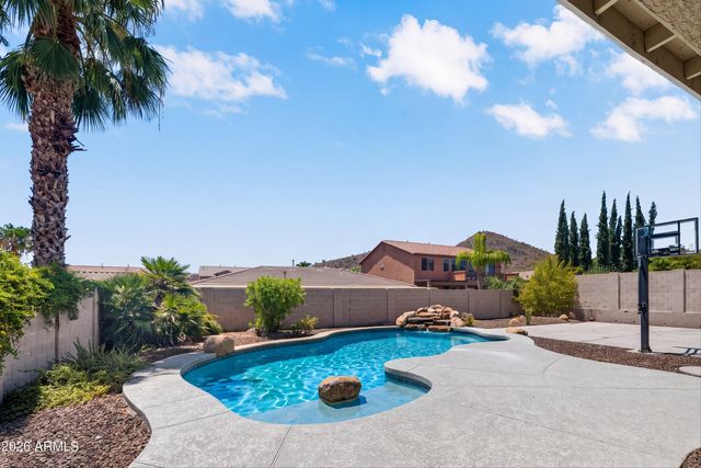 6619 W CORDIA Lane, Phoenix, AZ 85083