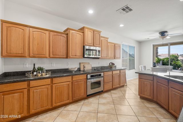 6619 W CORDIA Lane, Phoenix, AZ 85083