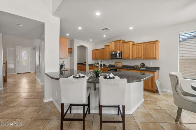 6619 W CORDIA Lane, Phoenix, AZ 85083