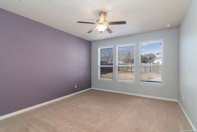 940 Raceland, San Antonio, TX 78245