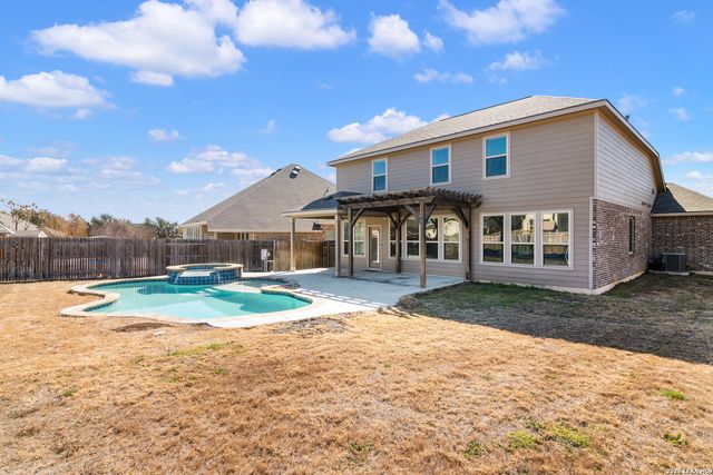 940 Raceland, San Antonio, TX 78245