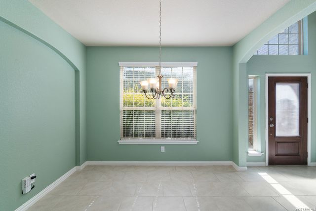 940 Raceland, San Antonio, TX 78245