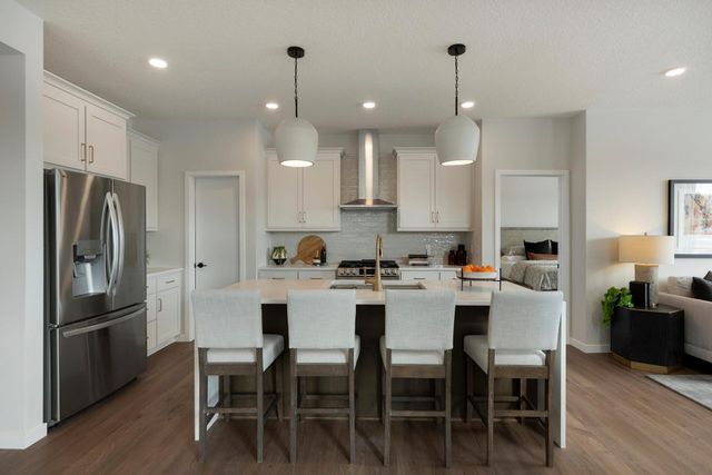 3476 Knightsbridge Trail N, Lake Elmo, MN 55042