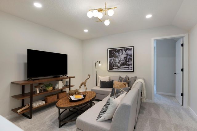 3476 Knightsbridge Trail N, Lake Elmo, MN 55042