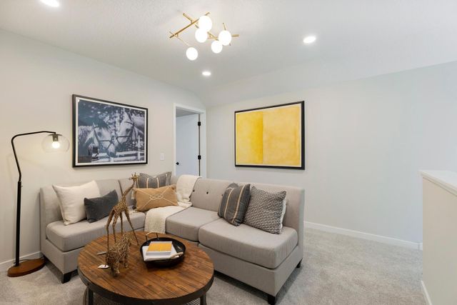 3476 Knightsbridge Trail N, Lake Elmo, MN 55042