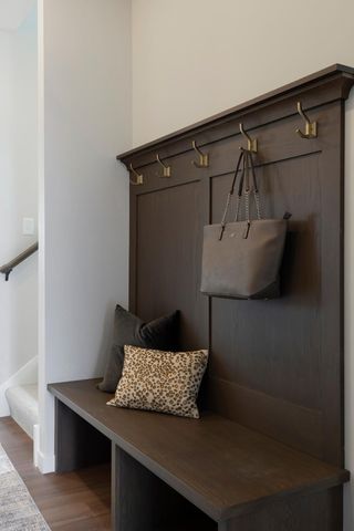 3476 Knightsbridge Trail N, Lake Elmo, MN 55042