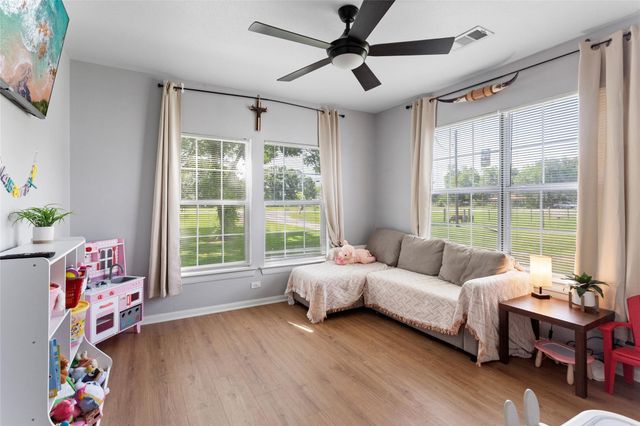 6122 Avenue A, Santa Fe, TX 77510