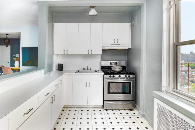 10221 63rd Road A67, Forest Hills, NY 11375