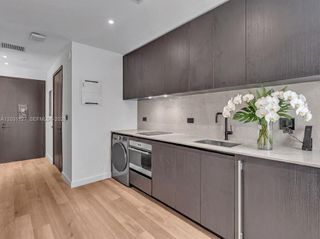20 NE 11th St 3106B, Miami, FL 33132