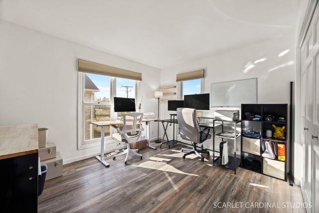 528 Pershing Avenue G, Glen Ellyn, IL 60137