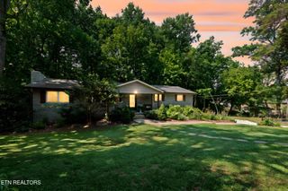 1521 Aldenwood Lane, Knoxville, TN 37919