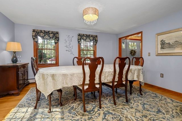 6 Lydia Ln, Franklin, MA 02038