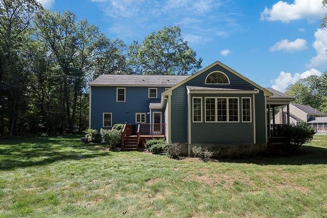 6 Lydia Ln, Franklin, MA 02038