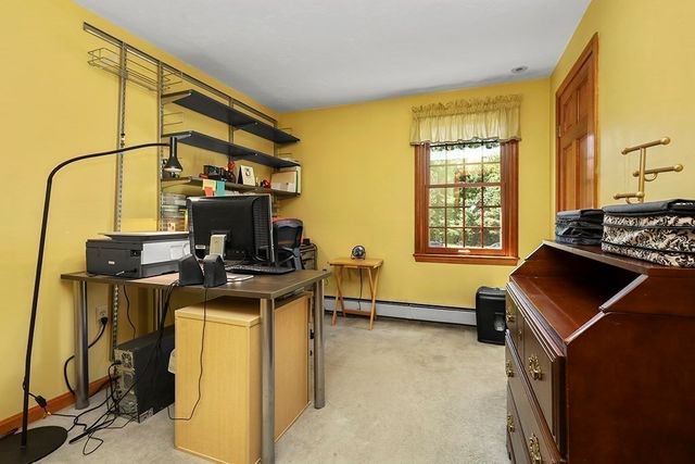 6 Lydia Ln, Franklin, MA 02038