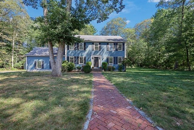 6 Lydia Ln, Franklin, MA 02038
