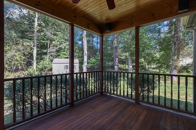 6 Lydia Ln, Franklin, MA 02038