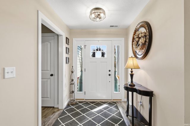 13634 Saddle Creek Lane, Grabill, IN 46741