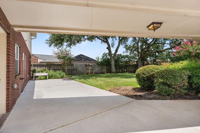 16710 Rustic Colony Drive, Sugar Land, TX 77479