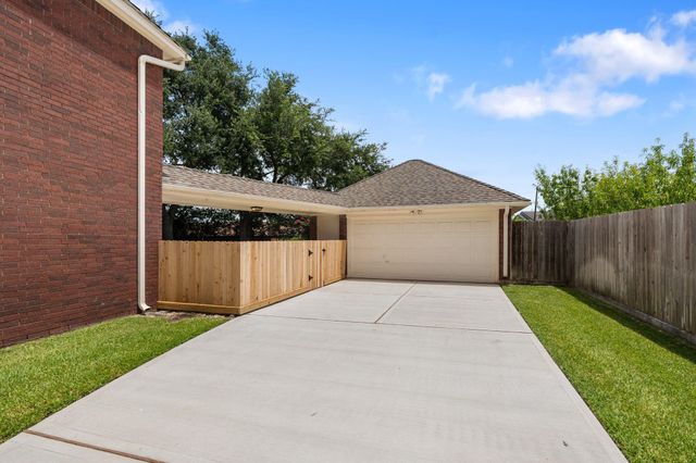 16710 Rustic Colony Drive, Sugar Land, TX 77479