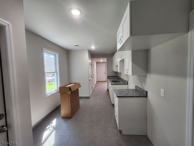 262 Sherman St, Passaic City, NJ 07055