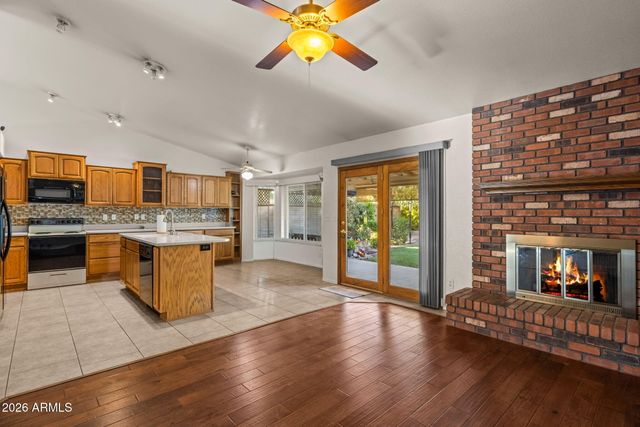 8721 N 109TH Avenue, Peoria, AZ 85345