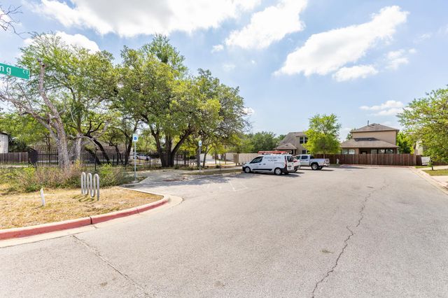 9406 Privet DR 25, Austin, TX 78748