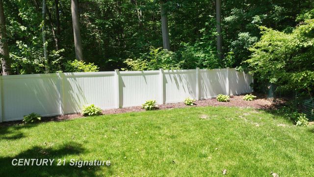5301 Chin Maya Drive, Swartz Creek, MI 48473