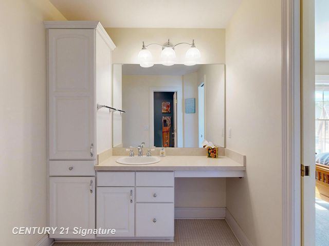 5301 Chin Maya Drive, Swartz Creek, MI 48473