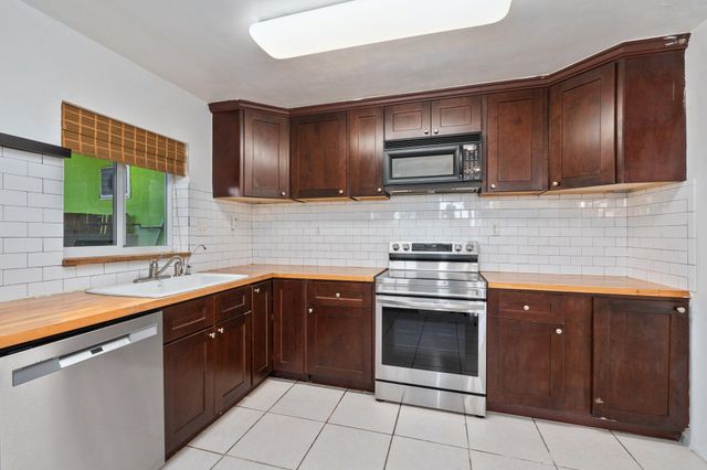 5203 S Indian River Drive, Fort Pierce, FL 34982