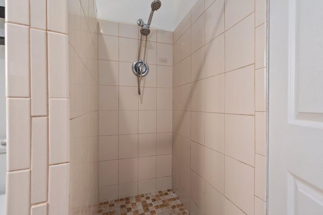 5203 S Indian River Drive, Fort Pierce, FL 34982