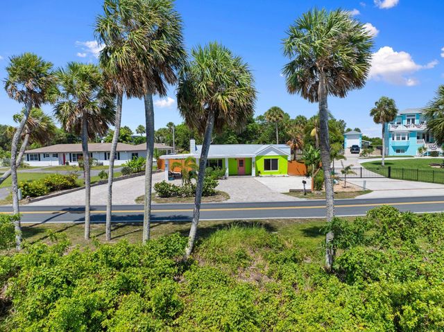 5203 S Indian River Drive, Fort Pierce, FL 34982