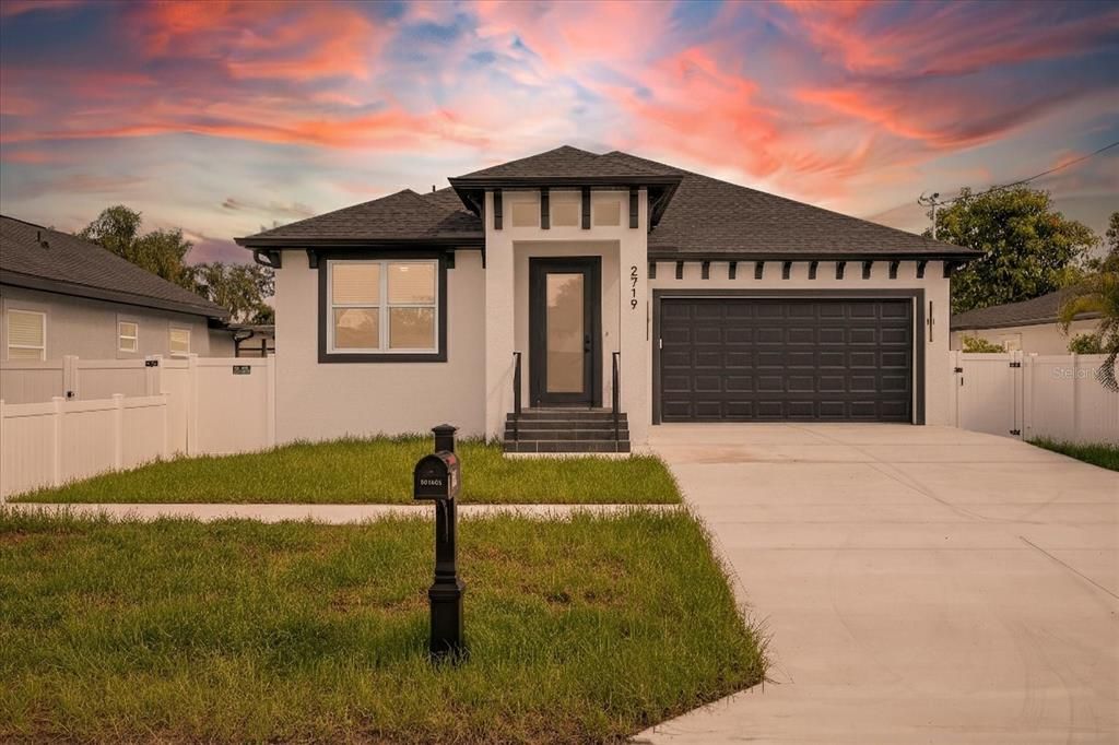 2719 W SAINT JOHN STREET, Tampa, FL 33607