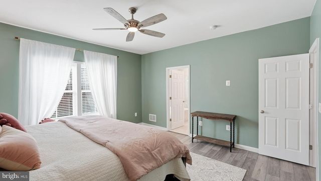 1055 ASPEN RD, Stafford, VA 22554