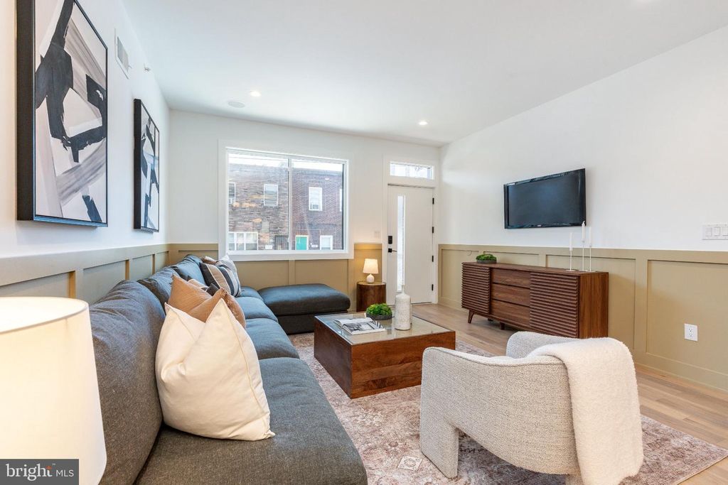 2721 E WESTMORELAND ST, PHILADELPHIA, PA 19134 — photo 4