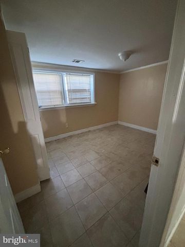 20 LAMP POST LN, Cherry Hill, NJ 08003