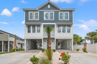 304 29th Ave. N, North Myrtle Beach, SC 29582