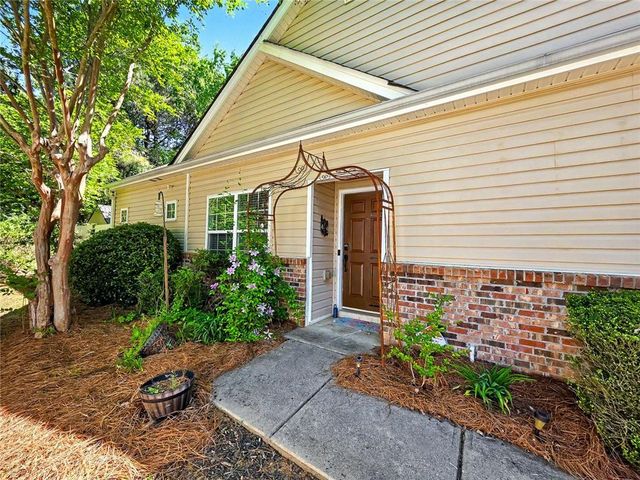 429 Chatooga Lane, Woodstock, GA 30188