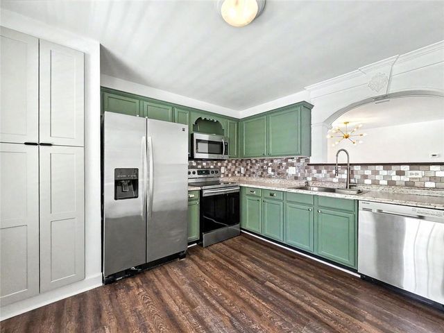 429 Chatooga Lane, Woodstock, GA 30188