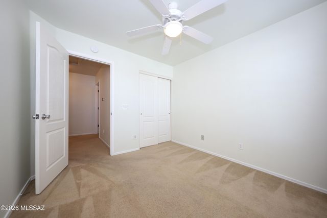 6245 S Stonechat Drive, Tucson, AZ 85756