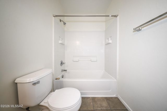 6245 S Stonechat Drive, Tucson, AZ 85756