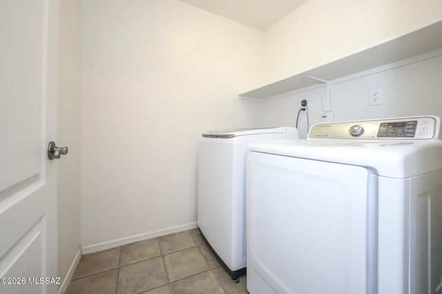 6245 S Stonechat Drive, Tucson, AZ 85756