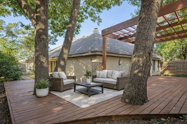 3328 Willow Brook Road, Oklahoma City, OK 73120