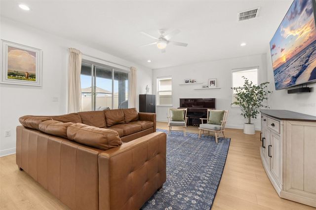 4445 LIONS GATE AVENUE, Clermont, FL 34711