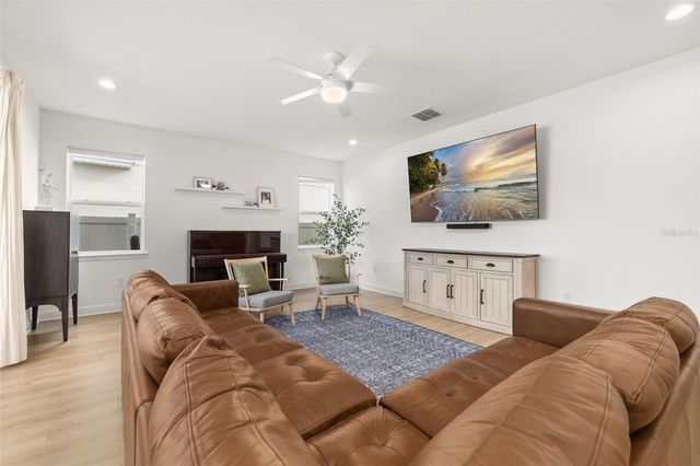 4445 LIONS GATE AVENUE, Clermont, FL 34711