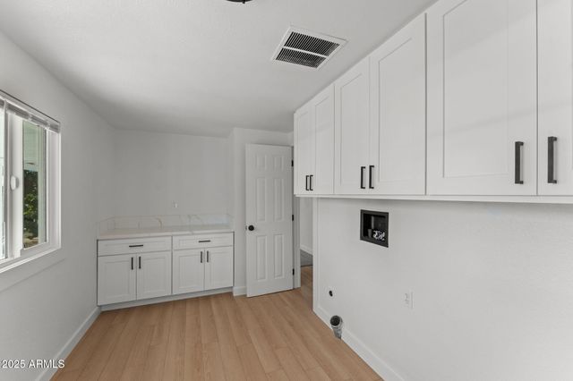 23865 W Coleman Drive, Congress, AZ 85332