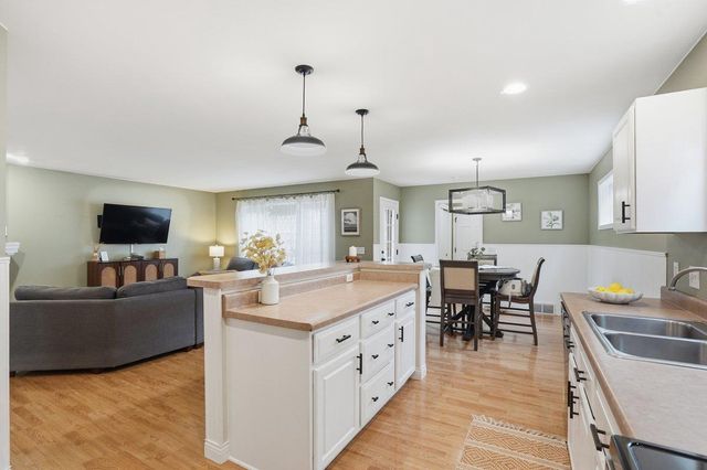 746 North Star Drive, Madison, WI 53718