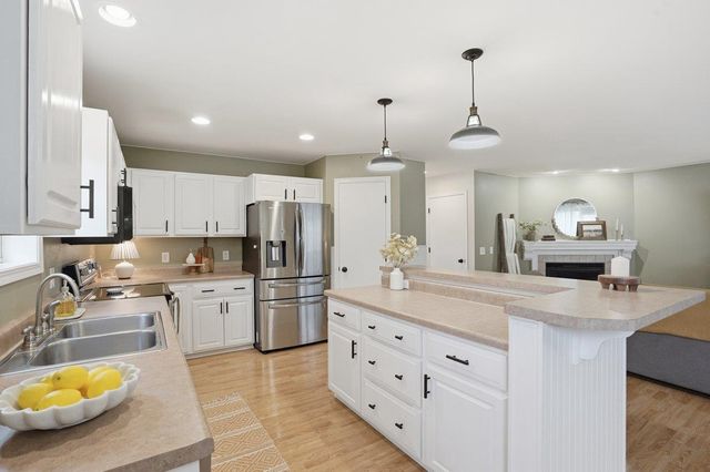 746 North Star Drive, Madison, WI 53718