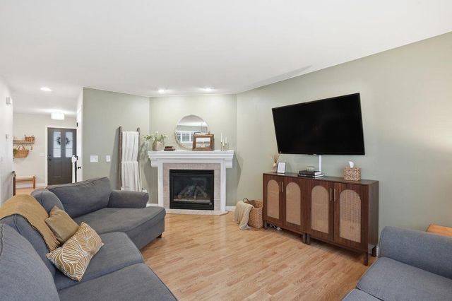 746 North Star Drive, Madison, WI 53718