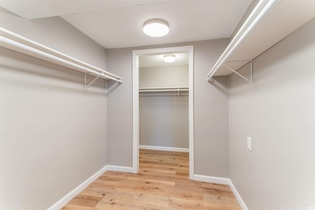 5011 Manor Court, Evansville, IN 47710